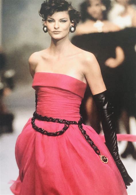 iconic chanel dress 1992|chanel spring 1992.